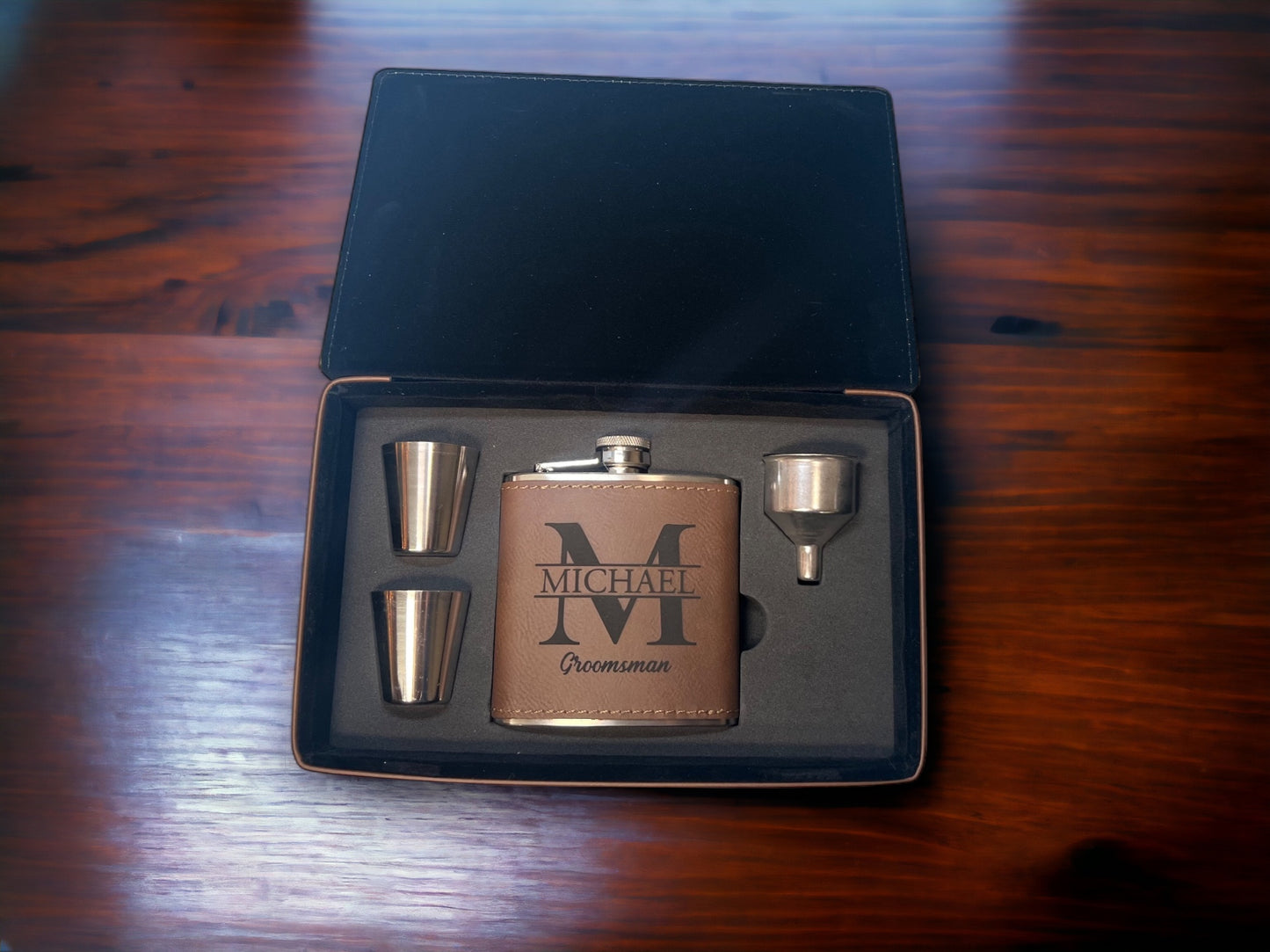 Personalized Flask Leatherette