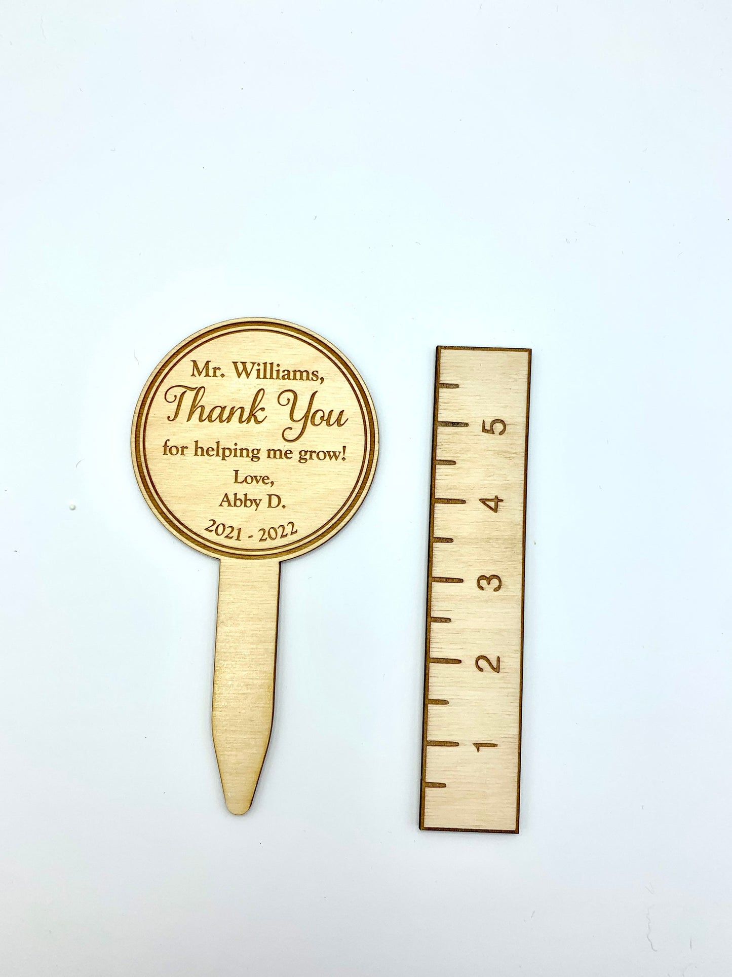 Teacher Flower Stake Gift | Teacher End of Year Gift | Circle Boarder Design | Thanks for helping me Grow | Succulent Tag